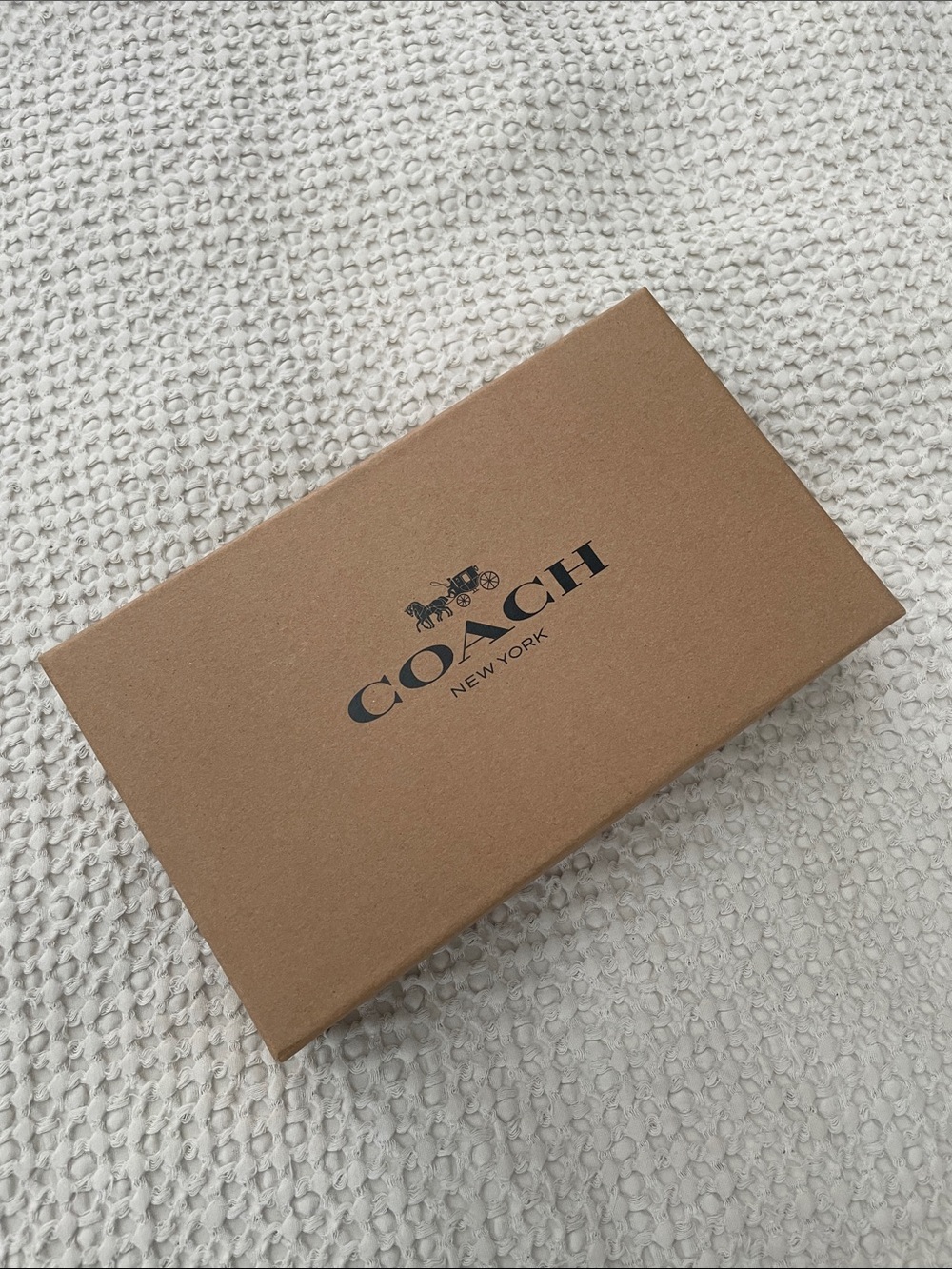 Coach Men's Reversible Black and Brown Leather Belt with gold and chrome buckles - Picture 7 of 7